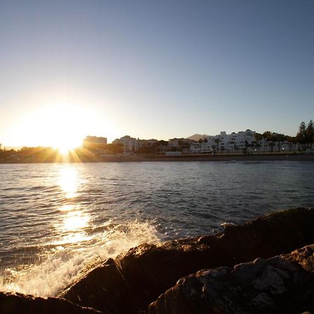 Marbella Banus Suites - Lily Playas Del Duque Banus Beach Apartment Εξωτερικό φωτογραφία