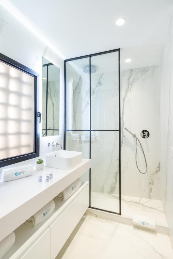 Marbella Banus Suites - Lily Playas Del Duque Banus Beach Apartment Εξωτερικό φωτογραφία