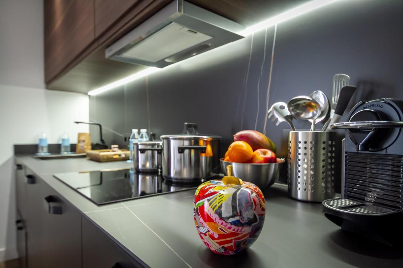 Marbella Banus Suites - Lily Playas Del Duque Banus Beach Apartment Εξωτερικό φωτογραφία