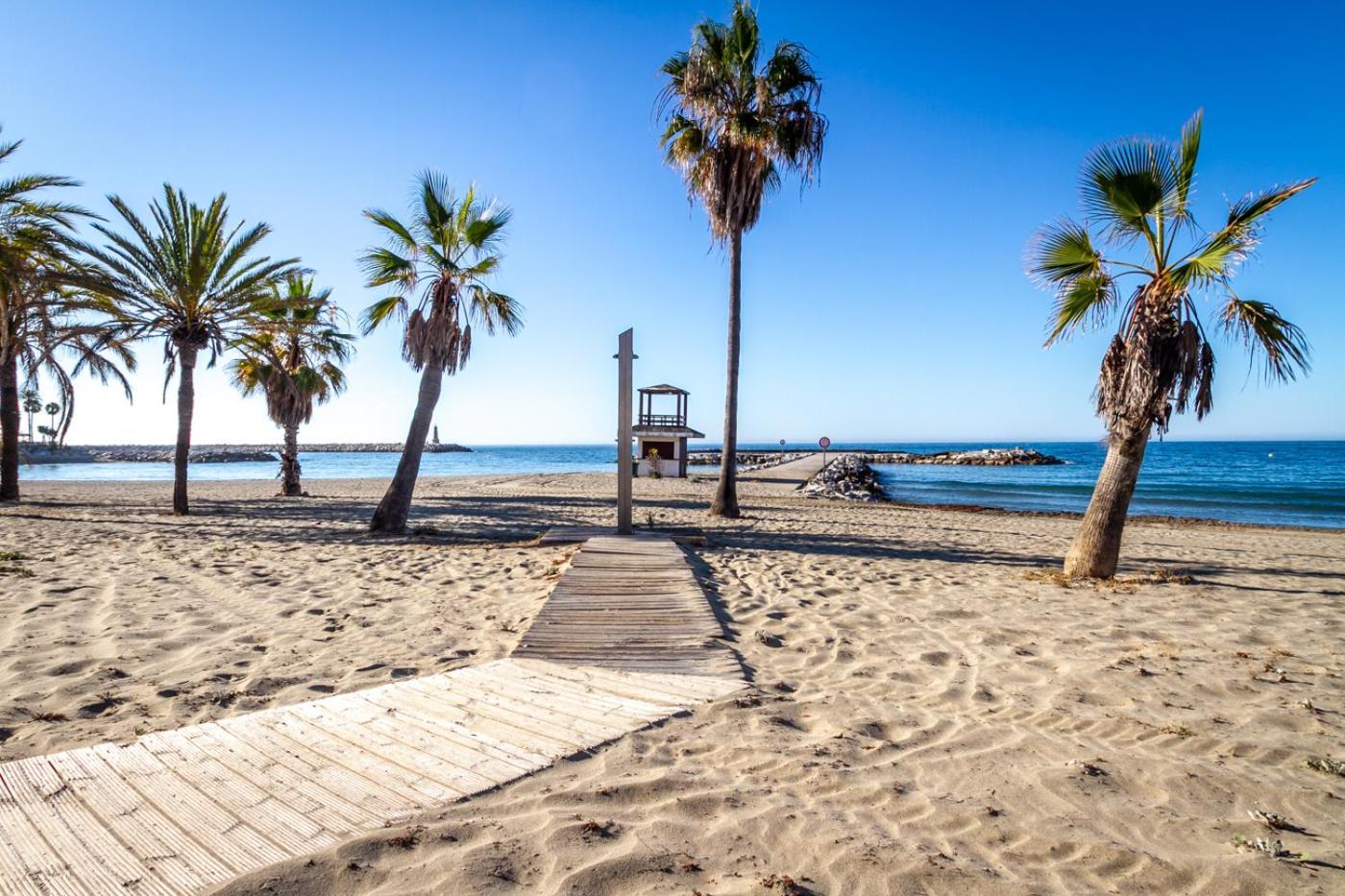 Marbella Banus Suites - Lily Playas Del Duque Banus Beach Apartment Εξωτερικό φωτογραφία