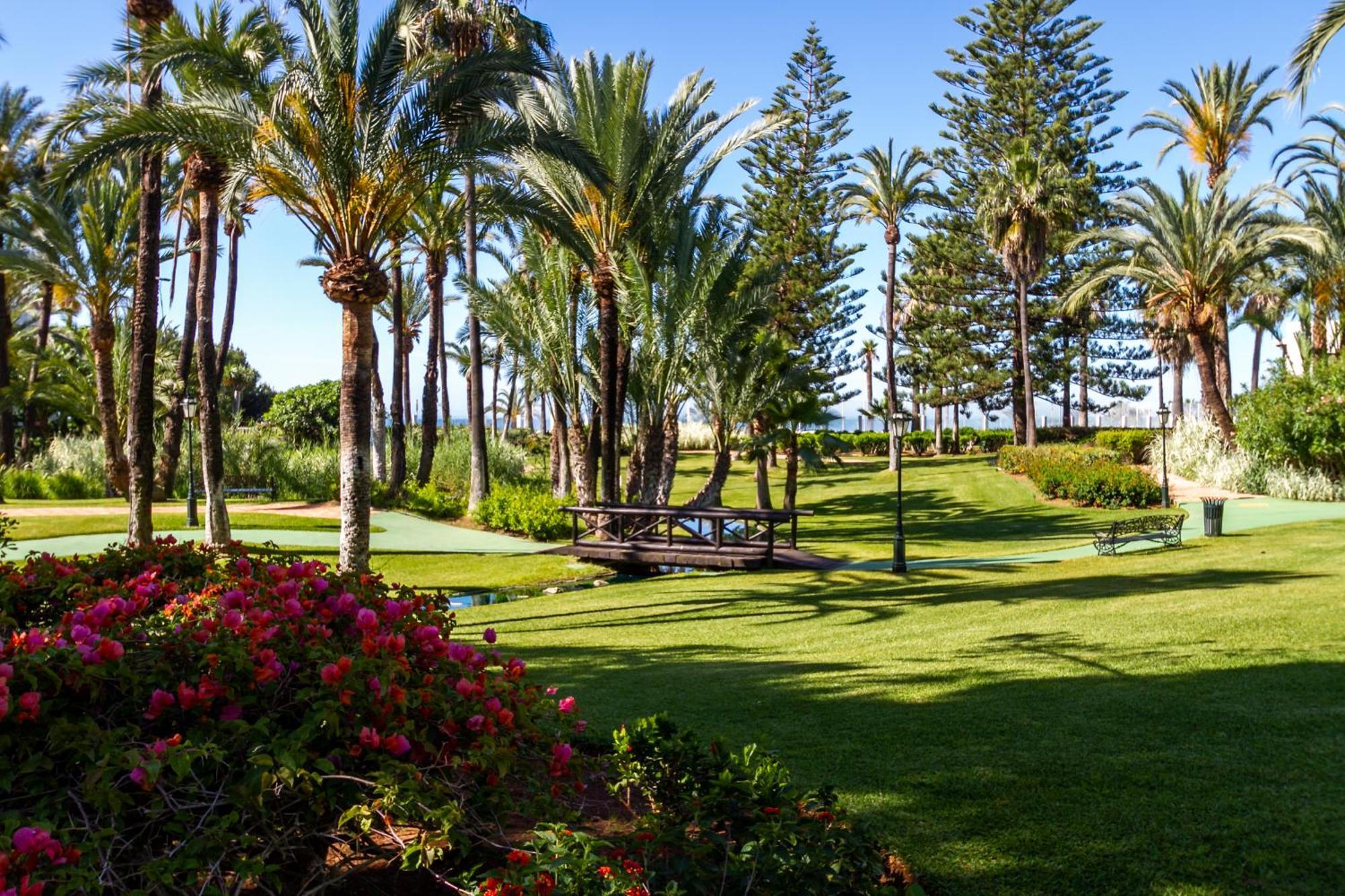 Marbella Banus Suites - Lily Playas Del Duque Banus Beach Apartment Εξωτερικό φωτογραφία